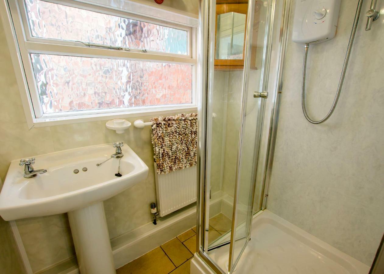 60 And A Half Bailgate Apartment Линкълн Екстериор снимка